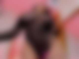 Live cam show with MiaShichell - Cowgirl on AdultVida.com
