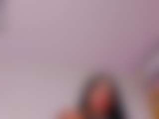 MiaShichell's Live Sex Cam Show