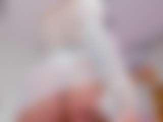 MiaShichell's Live Sex Cam Show