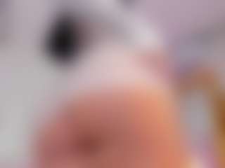 MiaShichell's Live Sex Cam Show