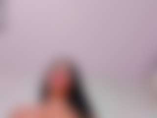 MiaShichell's Live Sex Cam Show