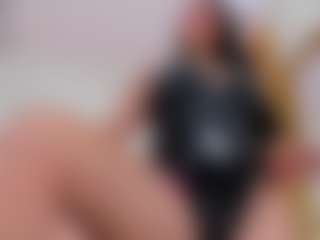MiaShichell's Live Sex Cam Show