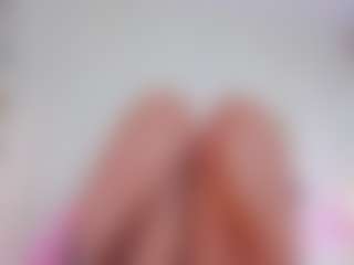 MiaShichell's Live Sex Cam Show