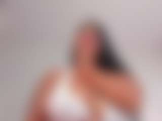 MiaShichell's Live Sex Cam Show