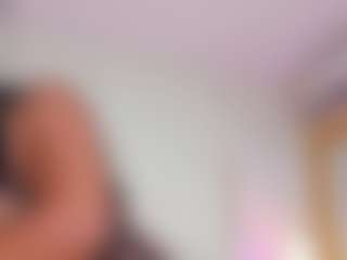 MiaShichell's Live Sex Cam Show