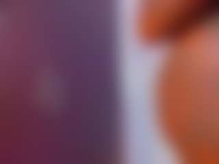 MiaShichell's Live Sex Cam Show