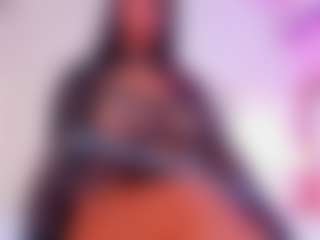 Live cam show with MiaShichell - Dildo on sexytreat.net