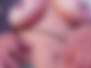 Live cam show with MiaShichell - Tittyfuck on sexytreat.net