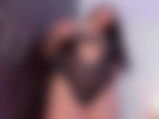 MiaShichell's Live Sex Cam Show