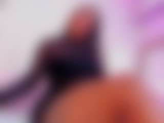 MiaShichell's Live Sex Cam Show