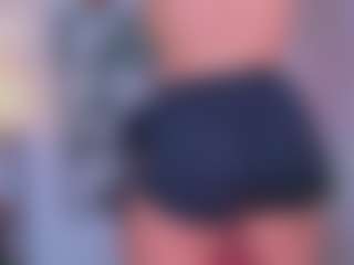 Ashleey18's Live Sex Cam Show