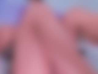 Ashleey18's Live Sex Cam Show