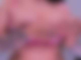 Ashleey18's Live Sex Cam Show
