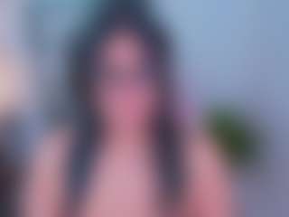 Live cam show with Ashleey18 - Muscle on Camsoda