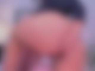 Ashleey18's Live Sex Cam Show