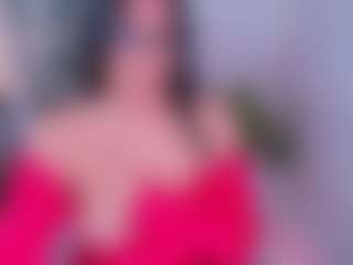 Live cam show with Ashleey18 - Glasses on Big Tits