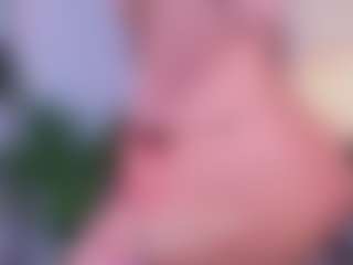 Ashleey18's Live Sex Cam Show
