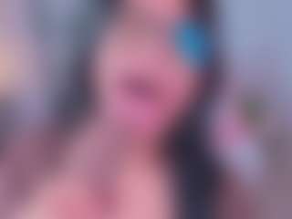 Ashleey18's Live Sex Cam Show