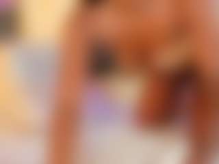 Live cam show with NATALIE-PARKER - College on AdultVida.com