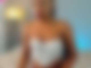 Live cam show with NATALIE-PARKER - Ebony Lovense on AdultVida.com