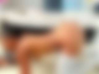 Live cam show with NATALIE-PARKER - Bikini on Chatstar