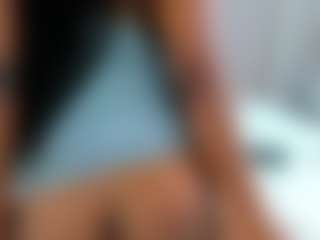Live cam show with NATALIE-PARKER - Fingers on Free Soda