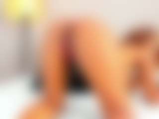 Live cam show with NATALIE-PARKER - Skinny on livesuperchat.net