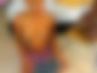 Live cam show with NATALIE-PARKER - Ebony on Camsoda | colombia