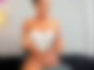 Live cam show with NATALIE-PARKER - Petite Young Adult on TeamSkeetLive