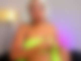 Live cam show with NATALIE-PARKER - Brown Eyes on liverealitysex.com