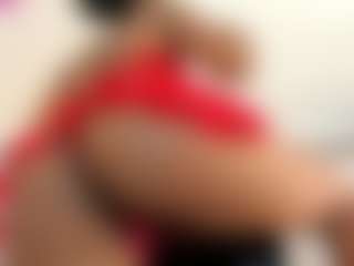 Live cam show with NATALIE-PARKER - Black Shaved Pussy on Camsoda
