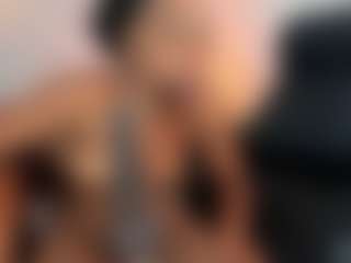 Show de cam en vivo con NATALIE-PARKER - Black Fetish en Camsoda