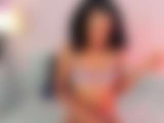 Live cam show with NATALIE-PARKER - Young Adult on Mixed Magazine Live