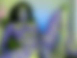 Live cam show with NATALIE-PARKER - Black Petite on studioflirtlive.com