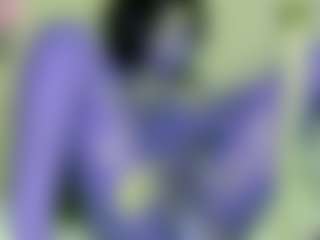 Live cam show with NATALIE-PARKER - Skinny on Latina Girls