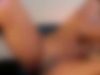Live cam show with NATALIE-PARKER - Skinny on Porn Luv