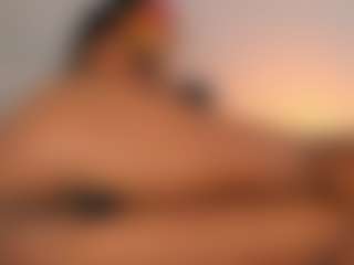 Live cam show with NATALIE-PARKER - Black Dildo on Camsoda