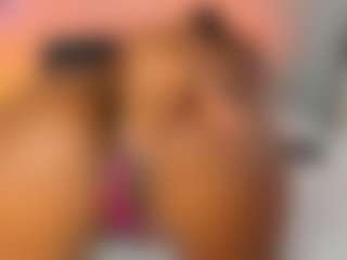 Live cam show with NATALIE-PARKER - College on Camsoda