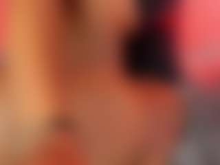 Live cam show with NATALIE-PARKER - Athletic Ebony on intimatelivegirls.com