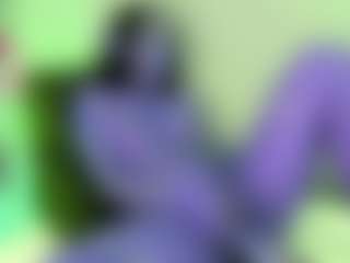Live cam show with NATALIE-PARKER - Petite Young Adult on Milfs Live