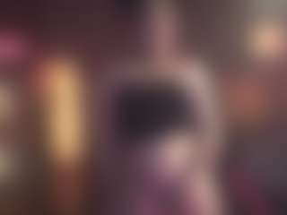 Alessa Goreng MILF webcam performer live streaming