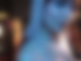 Live cam show with Alessa Goreng - Thong on SmokeAndPoke
