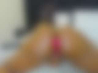 Cutie-bootie's Live Sex Cam Show