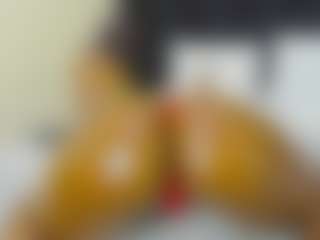 Cutie-bootie's Live Sex Cam Show