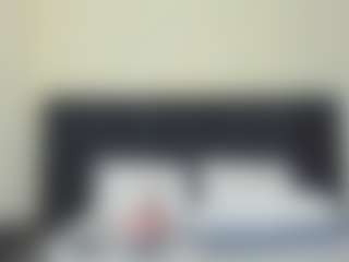Cutie-bootie's Live Sex Cam Show
