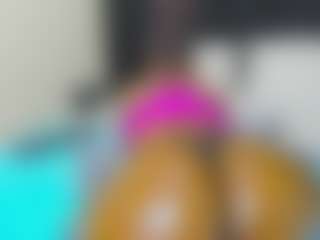 Live cam show with Cutie-bootie - Bedroom on TastyBlacksLive