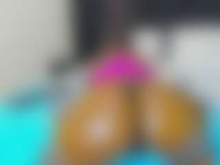 Live cam show with Cutie-bootie - Ebony Teen (18+) on Porn Luv