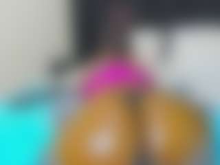 Live cam show with Cutie-bootie - Ebony Blowjob on boobsie.com