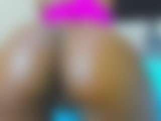 Live cam show with Cutie-bootie - Ebony Lovense on Livezox | united states