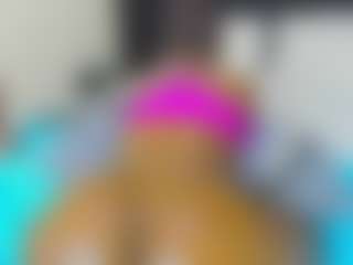 Live cam show with Cutie-bootie - Bedroom on Soda Cam